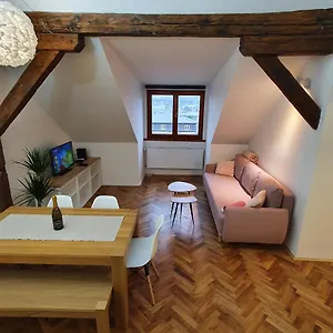 Castle View Apartment Prague